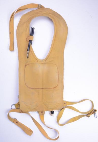 USAAF WW2 B-4 Mea West Life Preserver