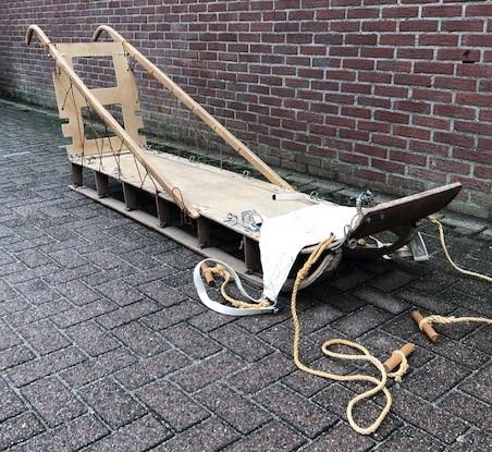 US WW2 Artek Ski Snow Sled