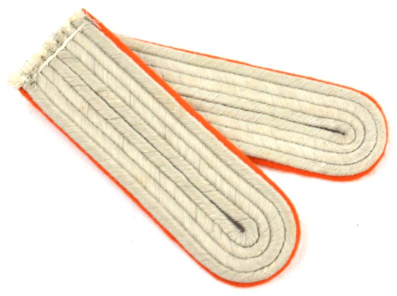 German WH Officer Shoulderboards Feldgendarmerie