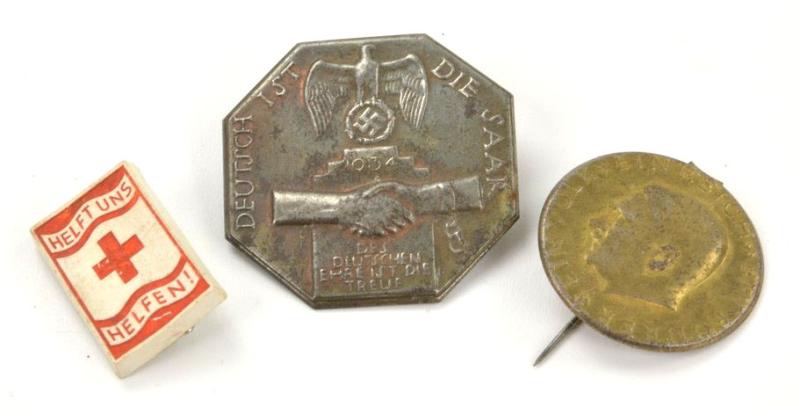 German WHW Tinnie badge set