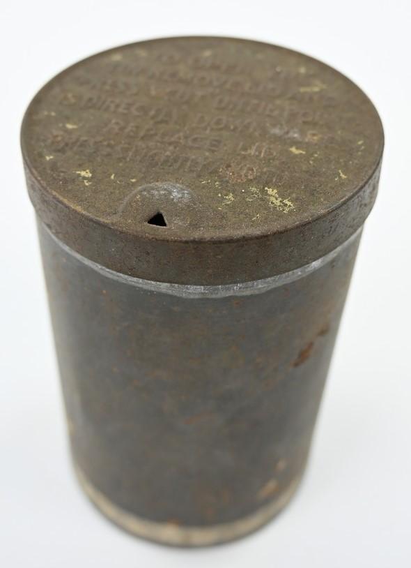 British WW2 Players large tabacco tube tin can