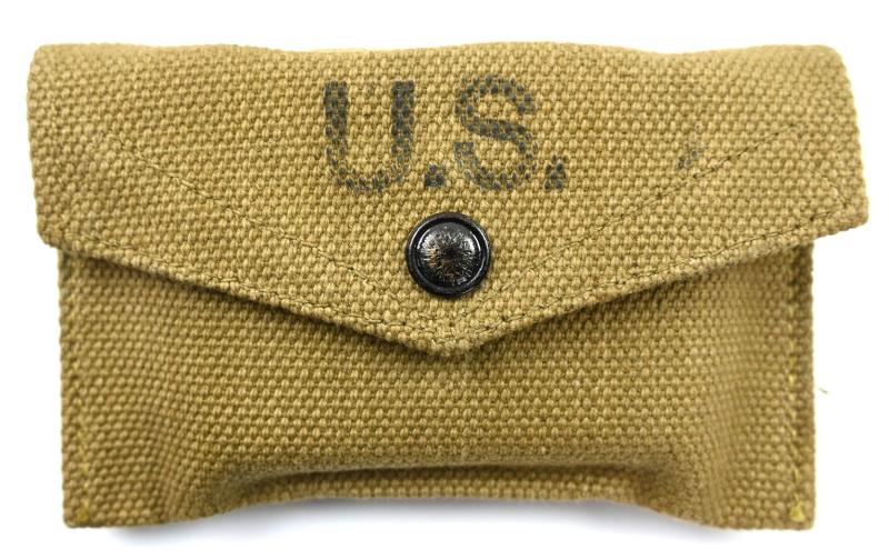 US WW2 M-1942 British Made First-Aid Pouch & First aid Pack