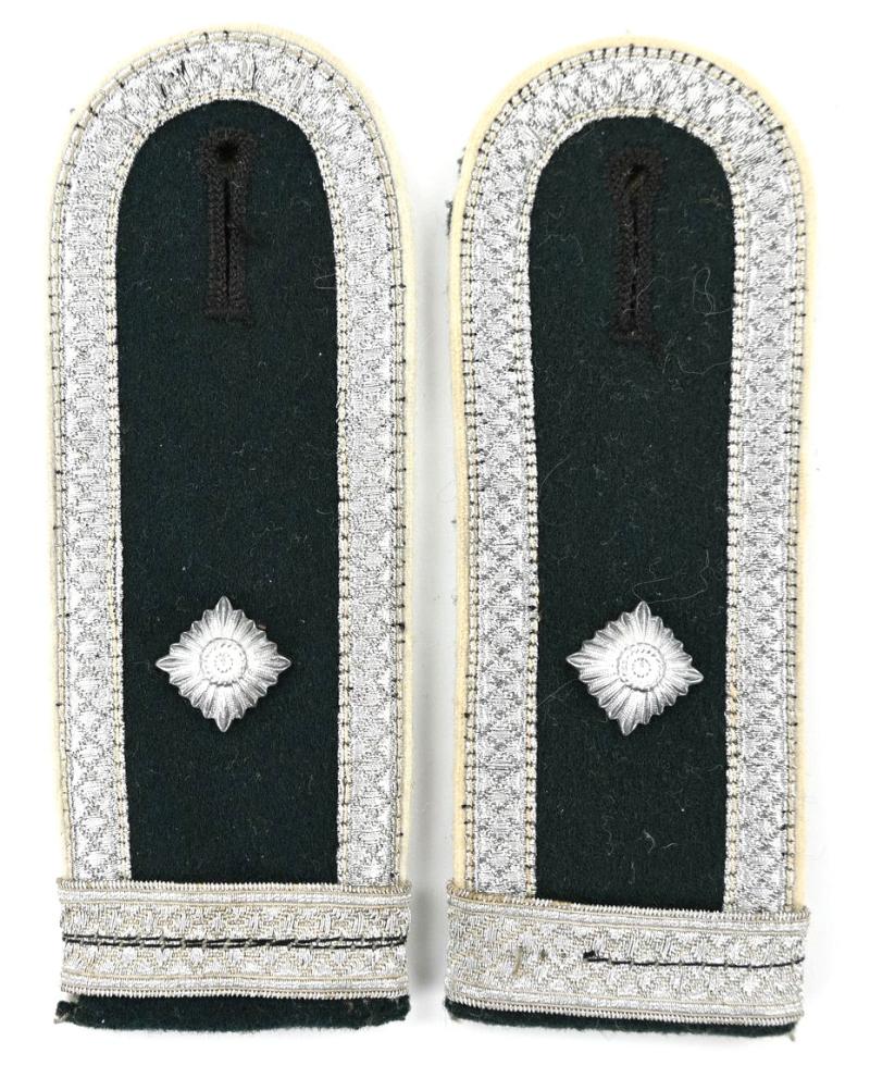 German WH NCO Shoulderboard Set