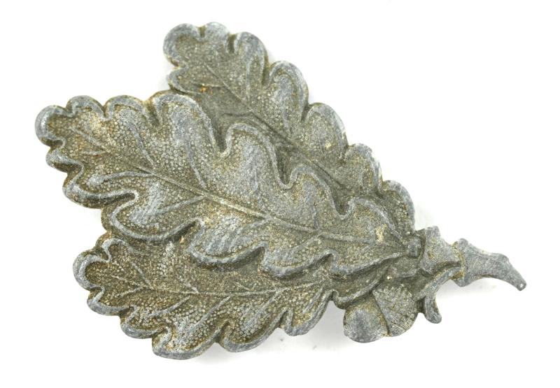 German WH 'Jäger' Cap Badge