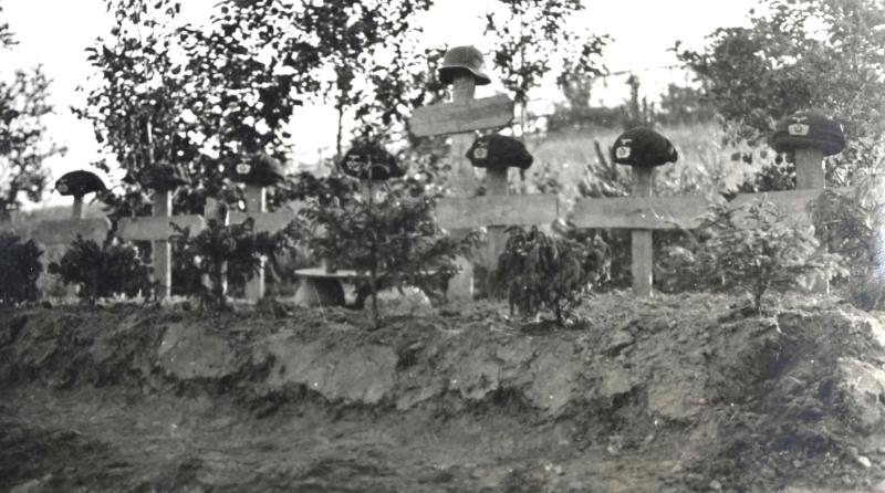 German WH Panzer Grave Picture