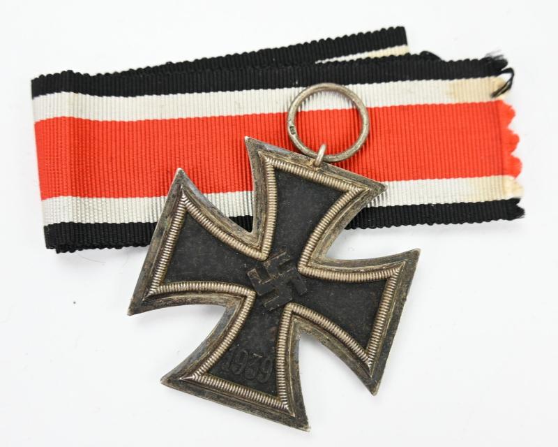 German WW2 Iron Cross 2nd Class '27'