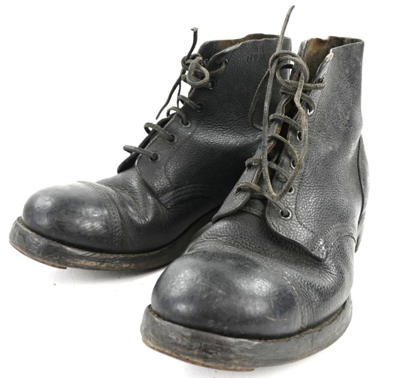 WorldWarCollectibles | British WW2 Ammo Boots