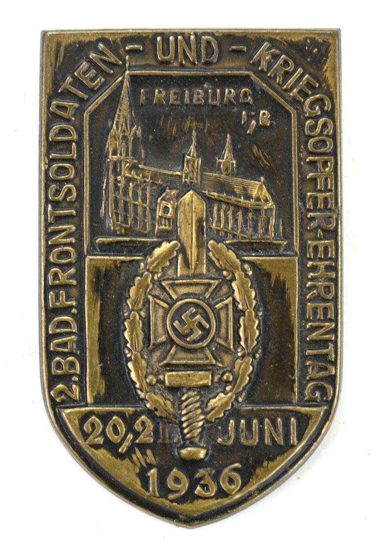 German 'Frontsoldaten und Kriegsopfer Ehrentag' badge