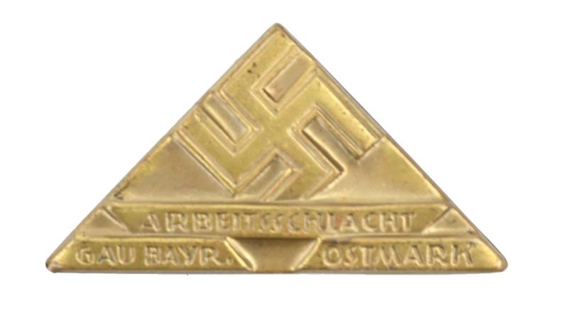 German Arbeitsschlacht Gau Bayr. Ostmark Badge