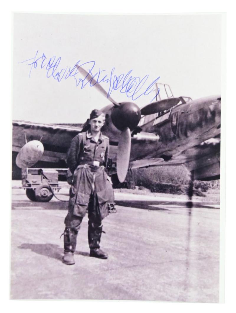 Signature of Luftwaffe KC Recipient 'Friedrich Rumpelhardt'