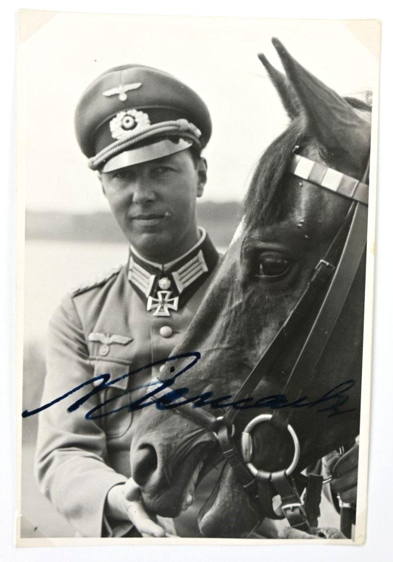 Signature of Wehrmacht Heer KC-OLC&S Recipient 'Horst Niemack'