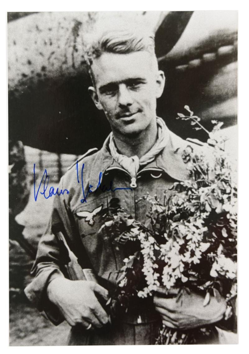 Signature of Luftwaffe KC Recipient 'Klaus Häberlen'