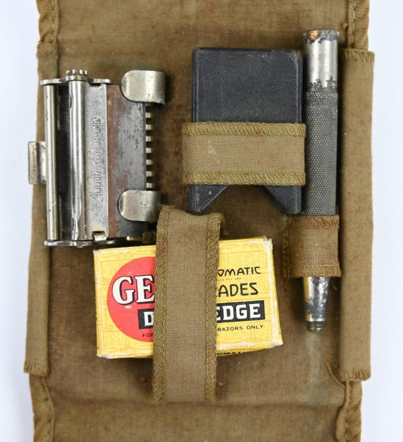 WorldWarCollectibles | US WW2 Razor Set in Pouch