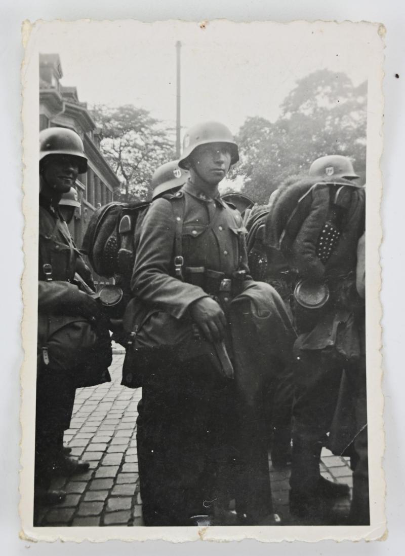 German Waffen-SS '23rd SS Volunteer Panzer Grenadier Division Nederland' Picture