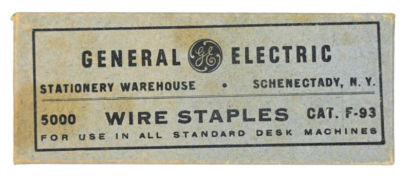 US WW2 Era Wire Staples Package