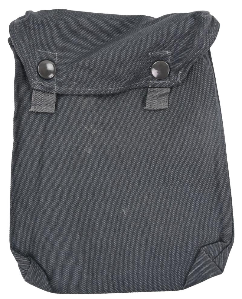 German WH M31 Gascape Pouch