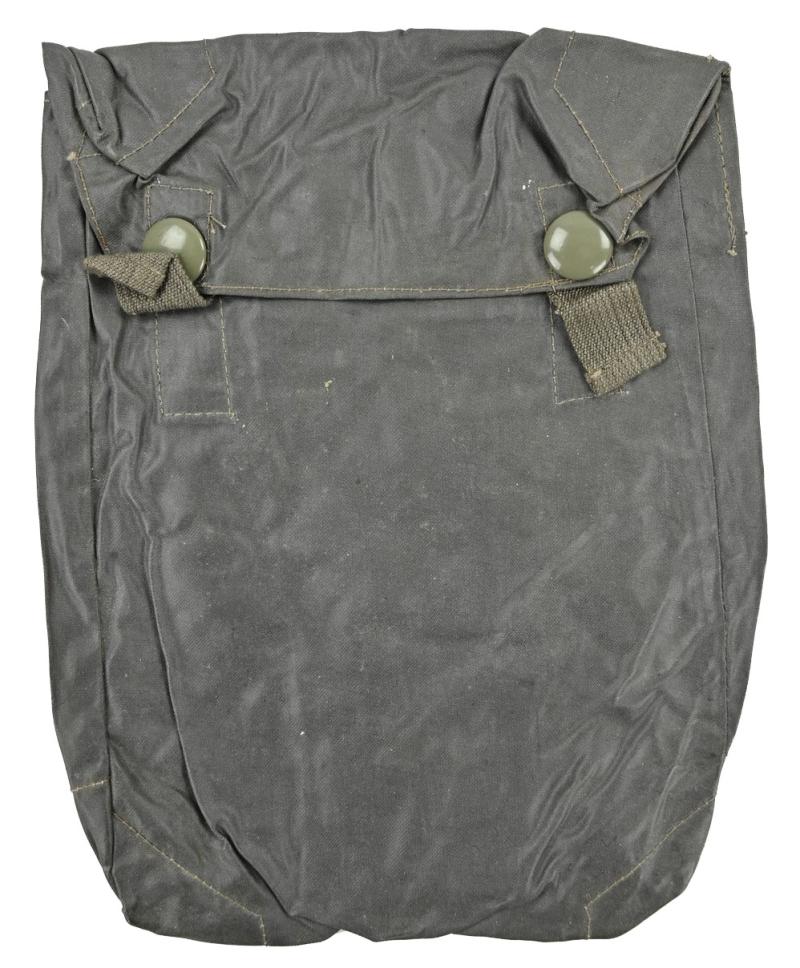 German WH M31 Gascape Pouch