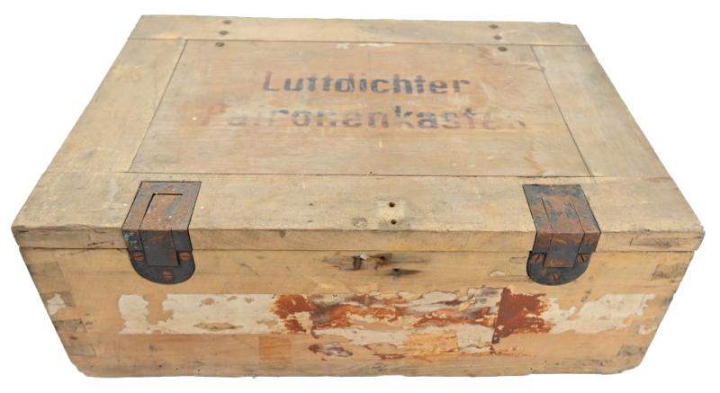 German WH 'Luftdichten Patronenkasten B' Ammunition box