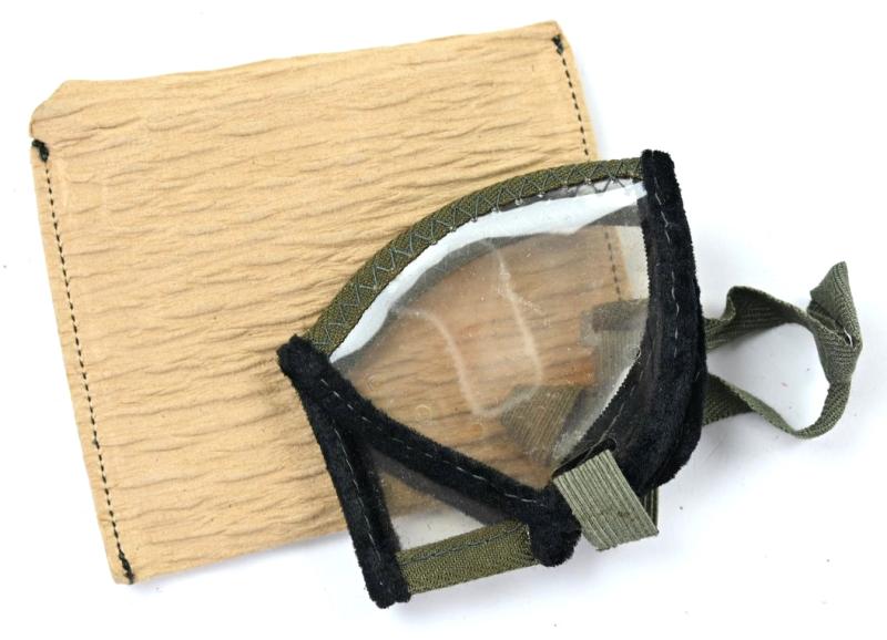 German WH Dust Goggles in Pouch