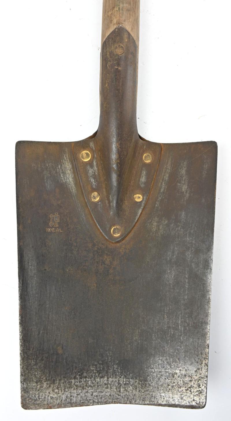 WorldWarCollectibles | German RAD Ideal Shovel