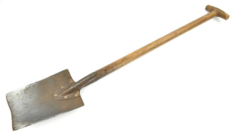 German RAD Ideal Shovel