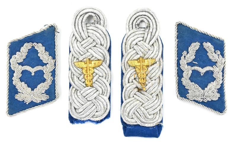 German WH Officer's Medical Collar Tabs & Shoulderboards