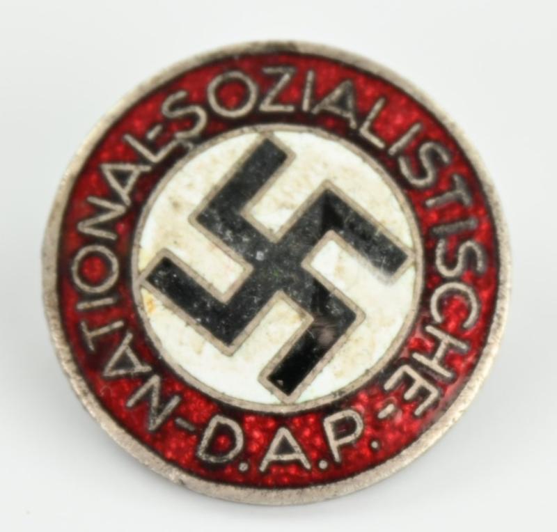 German NSDAP Party Member Badge 'M1/93'