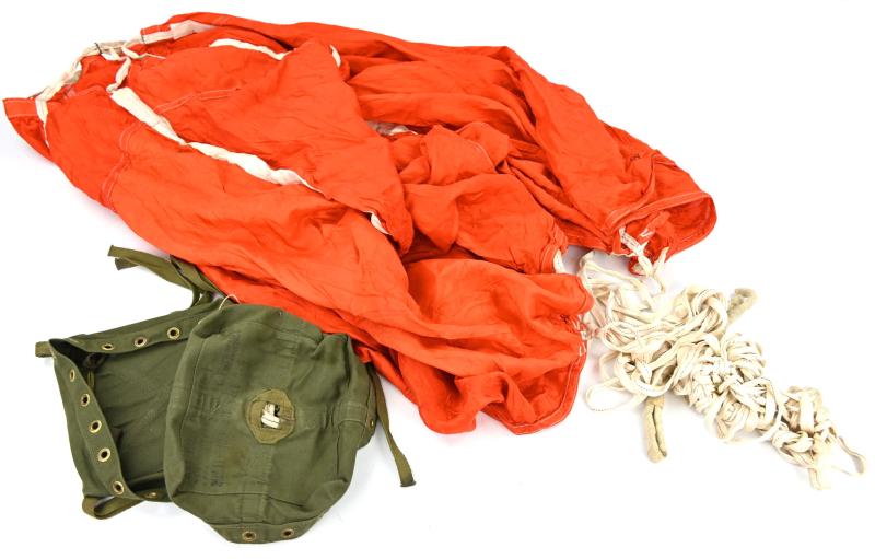 US WW2 G-8 Droppingscontainer Parachute Pack