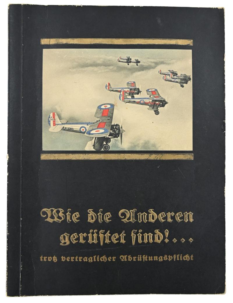 German WW2 Cigaretalbum ''Wie die Anderen gerüstet sind!''