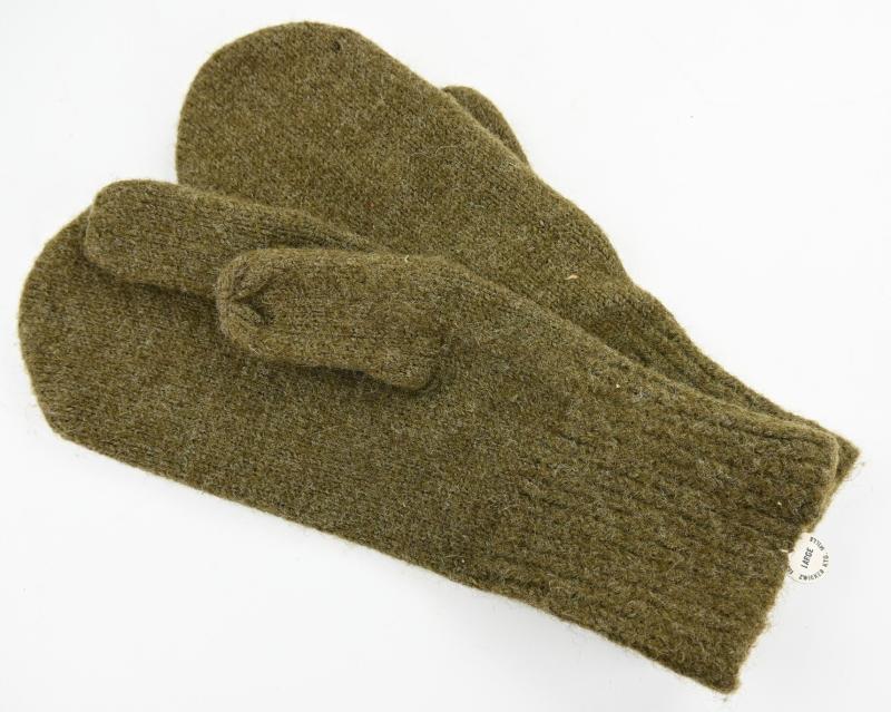 US WW2 Wool Knitted Mittens