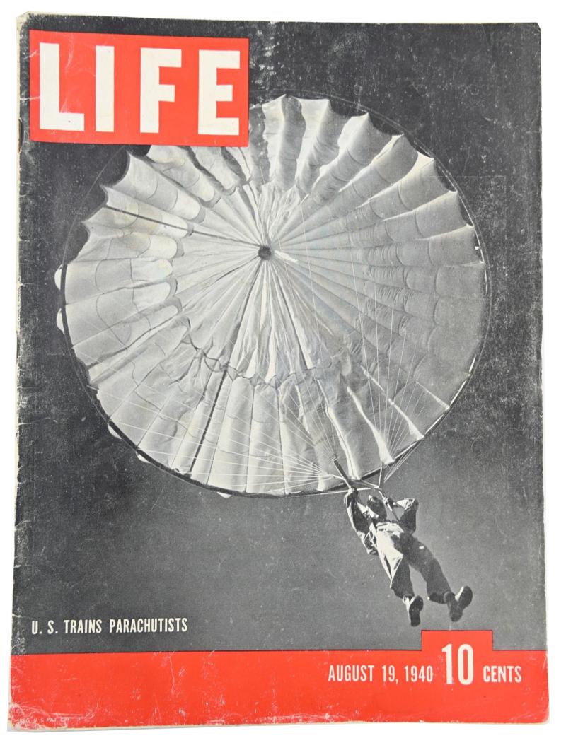 US WW2 Life Magazine August 1940