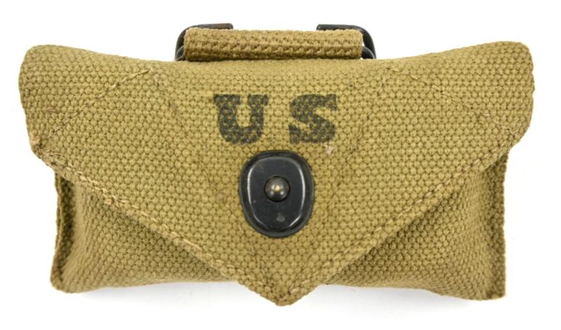 WorldWarCollectibles | US WW2 M-1924 First Aid Pouch with First Aid Kit