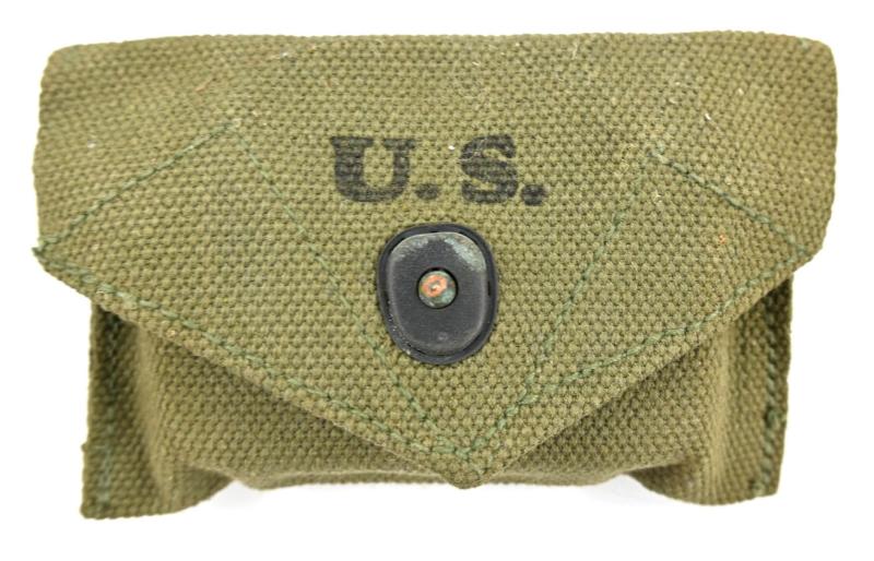 US WW2 M-1942 First Aid Pouch with First Aid Kit