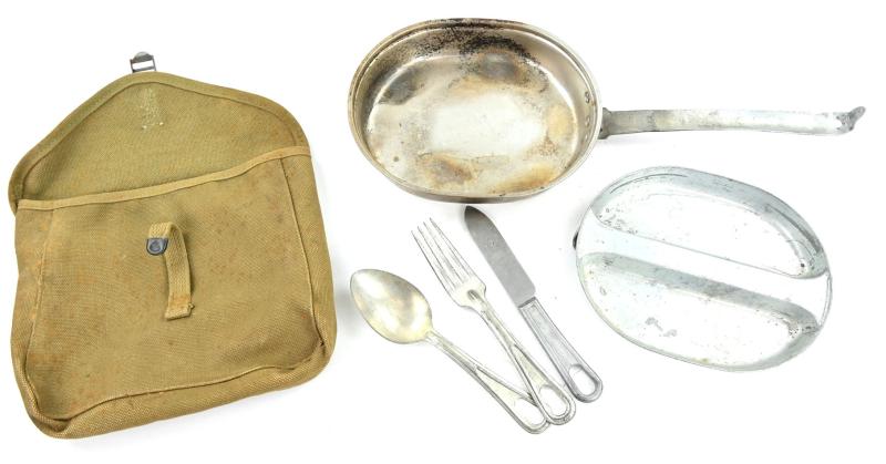 US WW2 M-1932 Messtin, Cutlery & Pouch