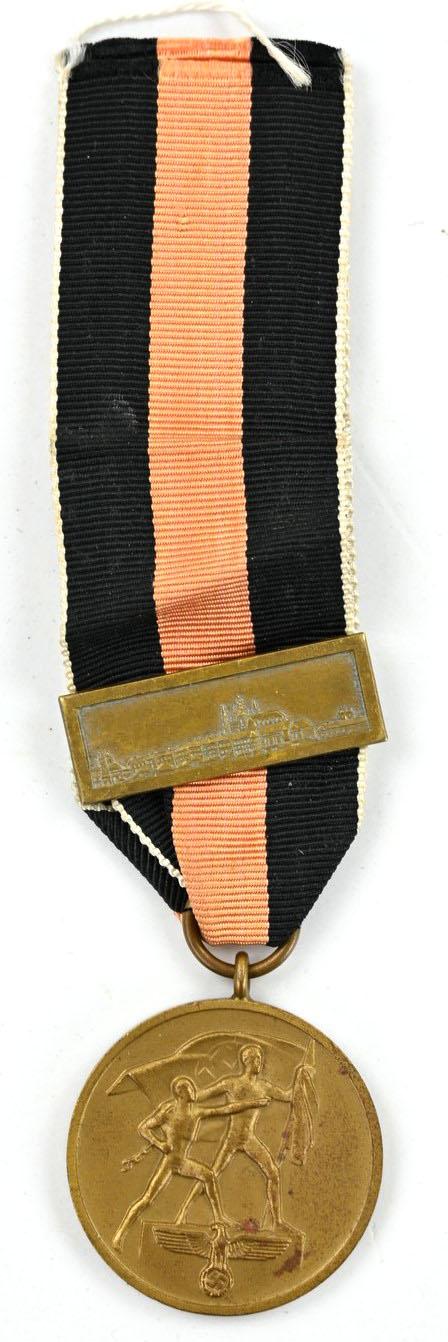 German 1 October 1938 medal with Pragerburg Clasp