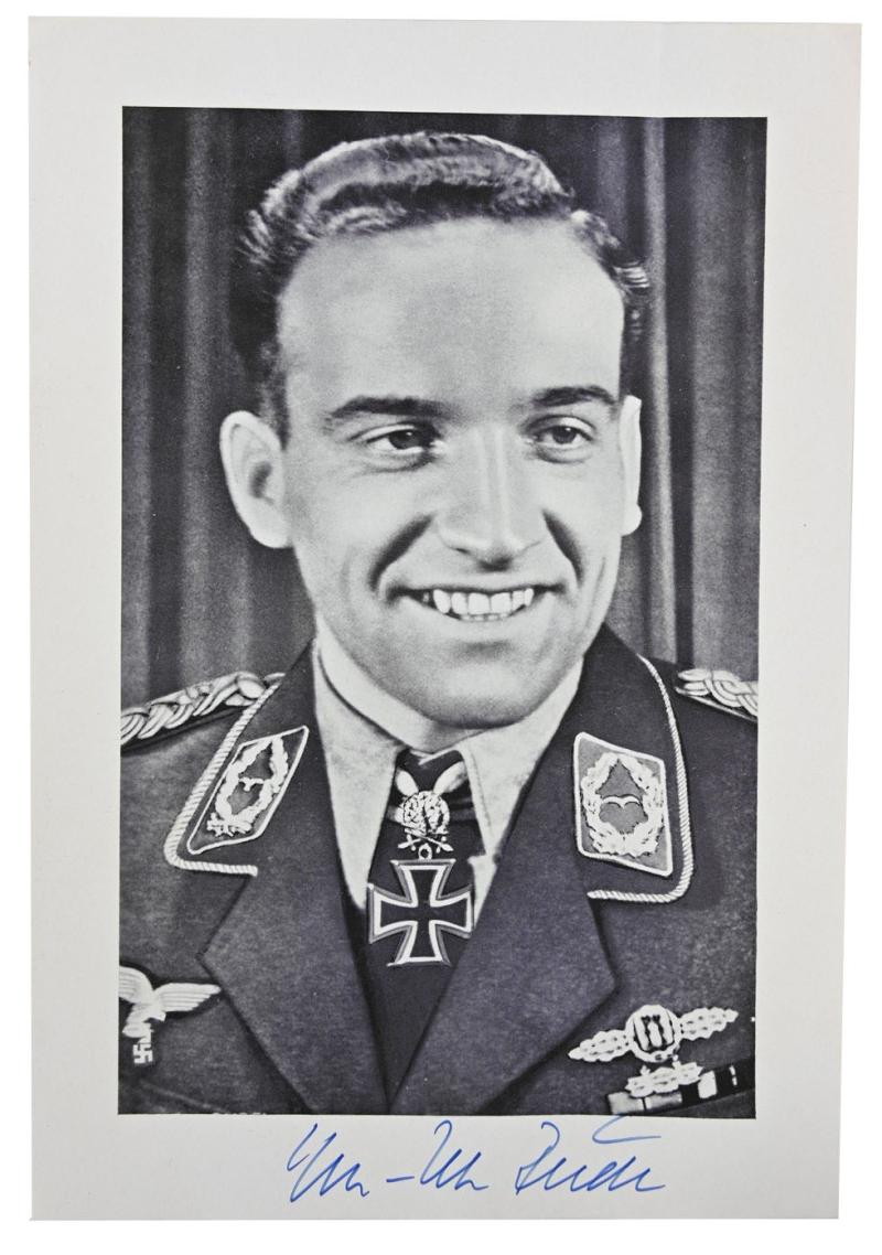 Signature of Luftwaffe KC-OLC&S&D Recipient 'Hans-Ulrich Rudel'