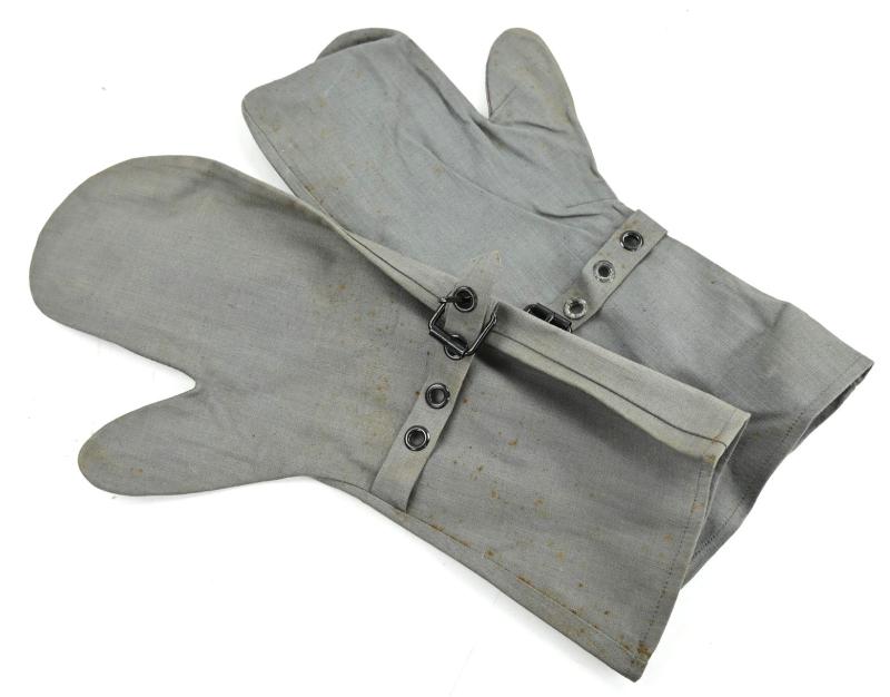 German KM Rubber Mittens 1941