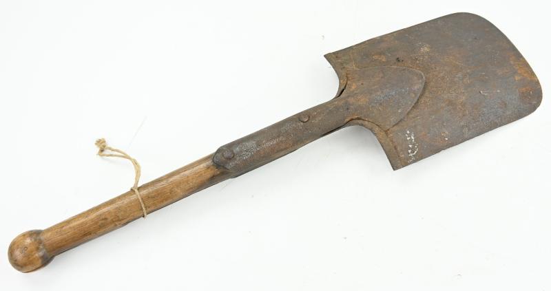 German WH Entrenching Tool