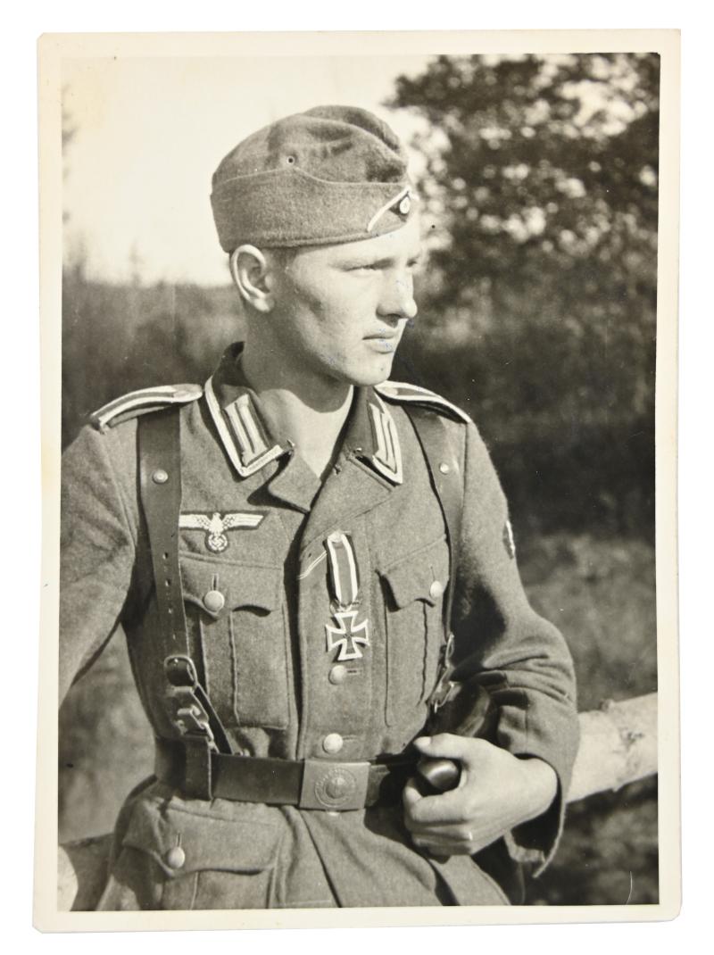 German WH Portrait Picture 'Iron Cross'