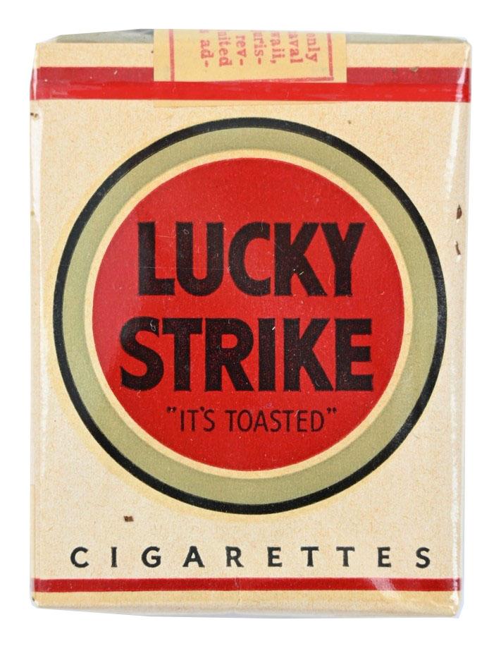 US WW2 Package of Lucky Strike Cigarets