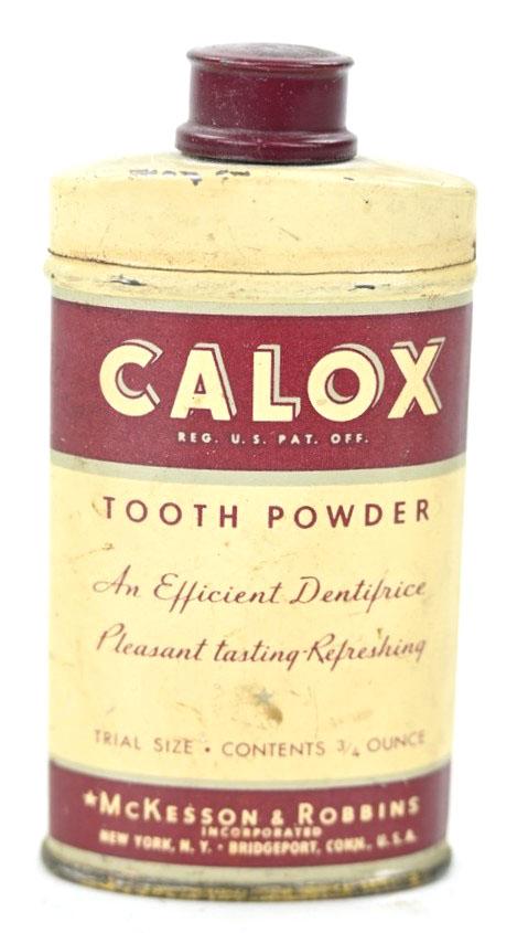 US WW2 Bottle of Tooth Powder