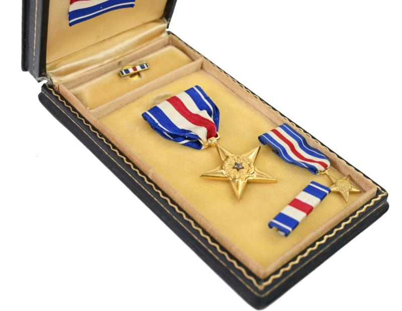 US WW2 Silver Star Medal in Case