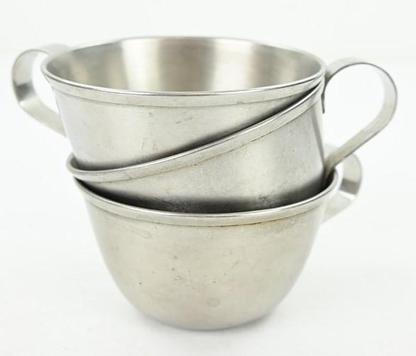 US WW2 Stainless Messhall Cups