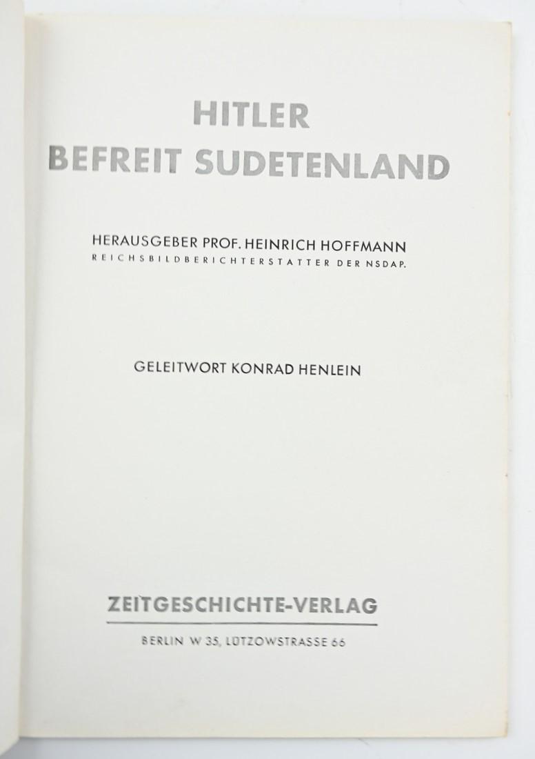 German Book Adolf Hitler 'Hitler Befreit Sudetenland'