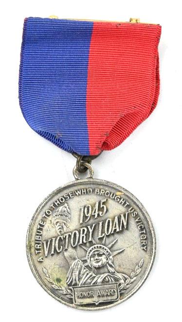 US WW2 Victory Loan 1945 Medal