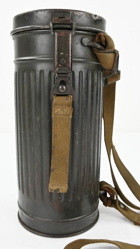 German WH M31 Gasmask with Cannister