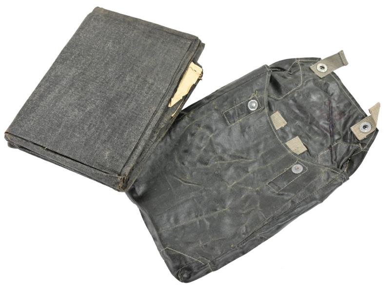 German WH M31 Gascape with Pouch
