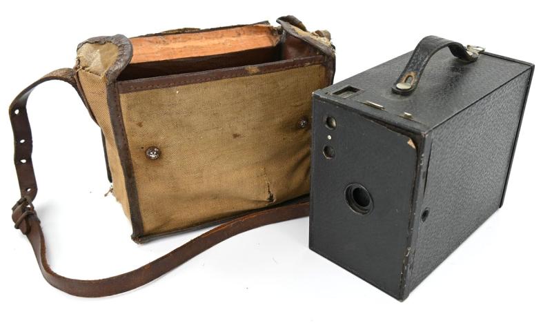 Canadian WW1 Camera with Carrying Case