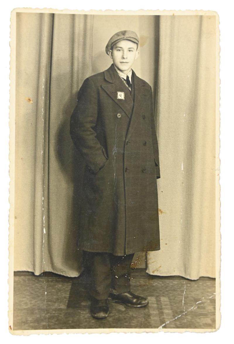 Polish WW2 Workers Picture