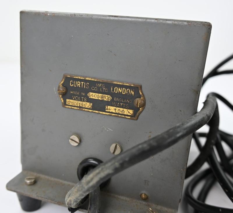 British WW2 Filmprojector in Case